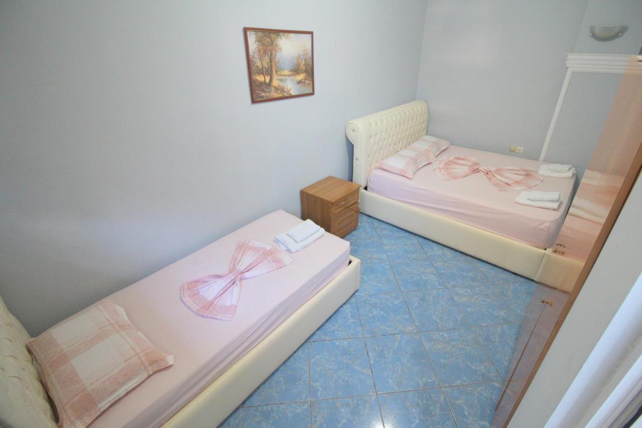 Andy Apartments Sarandë Exterior foto