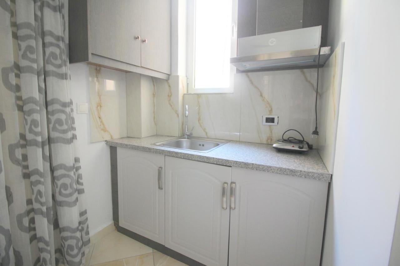 Andy Apartments Sarandë Exterior foto
