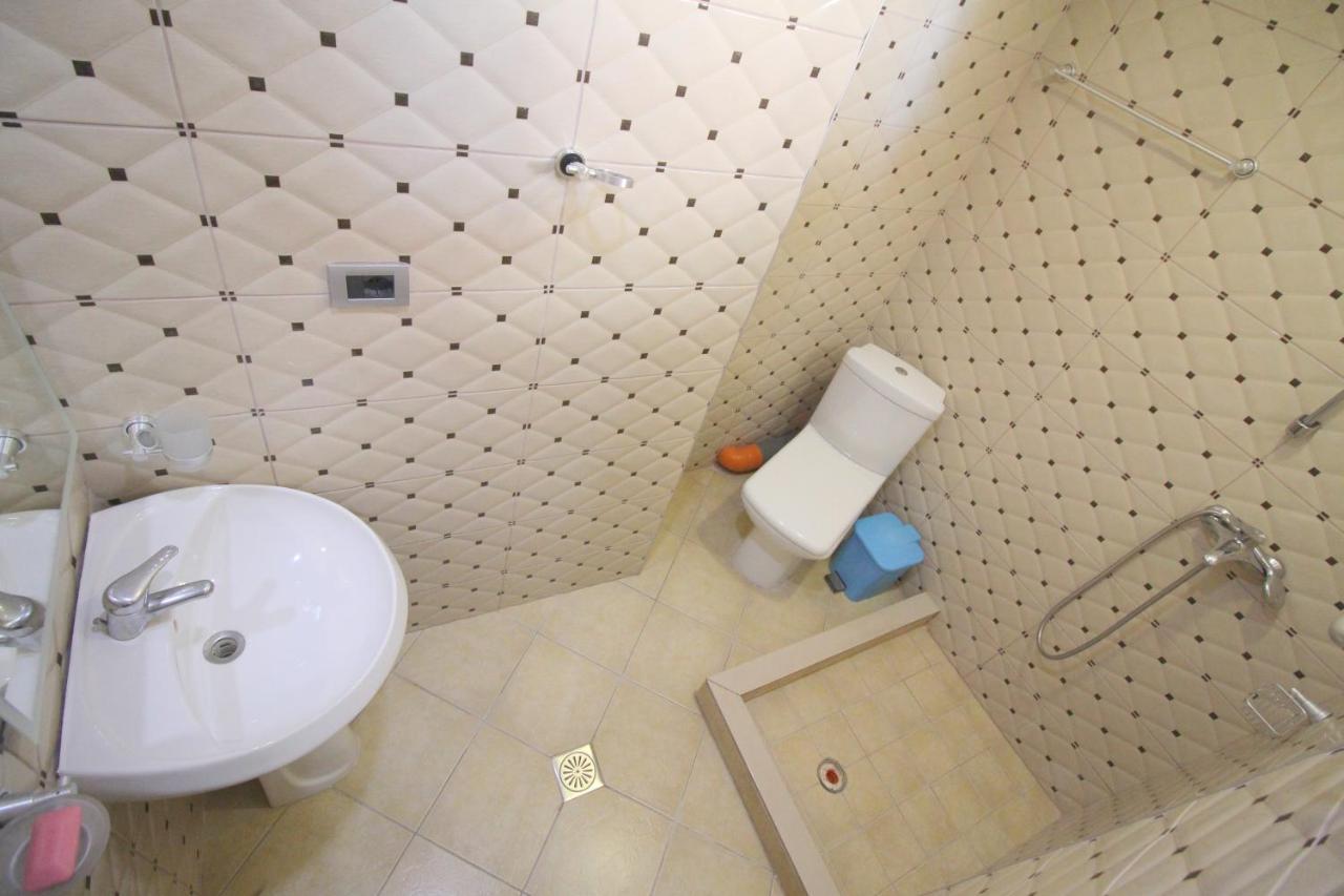 Andy Apartments Sarandë Exterior foto
