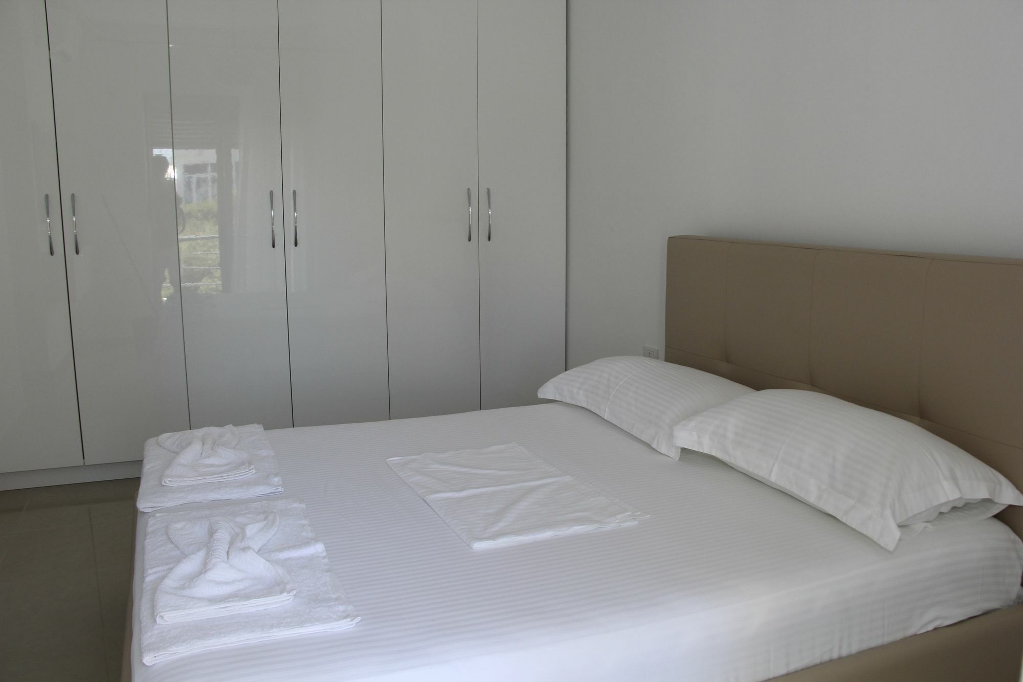 Andy Apartments Sarandë Exterior foto